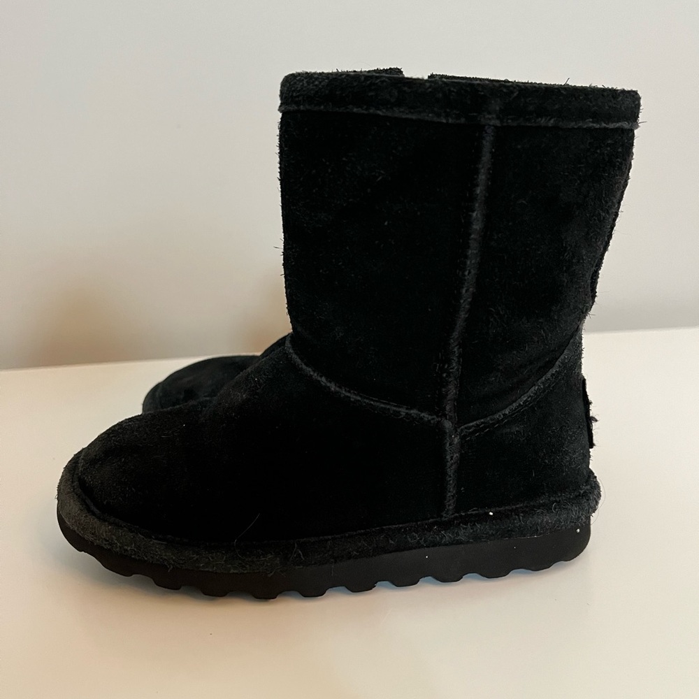 Black BearPaw Toddler Size 9 Boots